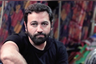 نگاهی به چیدمان شاهانه و ایرانی‌پسند منزل آرش مجیدی، بازیگر سریال «سرباز»  / از شومینه فوق لاکچری تا مبلمان مدرن و دیزاین خلاقانه