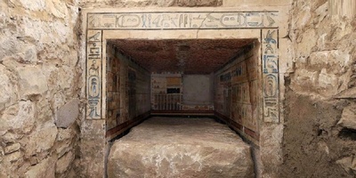 تصویر| در دل تاریخ مقبره‌ای پزشکی پیدا شد که روش‌های علمی و باورهای جادویی را در هم آمیخته بود/ از درمان افسردگی گرفته تا دندان‌پزشکی