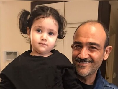 (ویدئو)/خلاقیت و هنر بی‌نظیر مجسمه‌ساز ایرانی در ساخت مجسمه «مهران غفوریان» حماسه آفرید/ تو فقط ببین با چه دقتی و هنری جزئیات رو درآورده👌