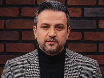 اگر می‌خواهید عیار واقعی اطرافیانتان را بشناسید، این 8 زنگ خطر حیاتی و پنهان را که خیلی‌ها دیر متوجه‌شان می‌شوند، جدی بگیرید + ویدئو