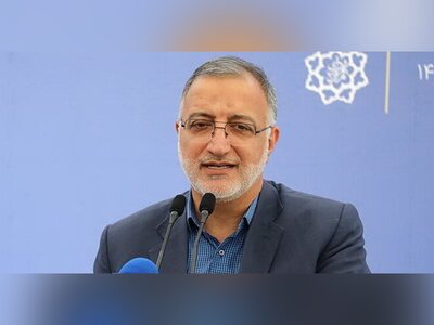 (ویدئو) حواشی حضور علیرضا زاکانی شهردار تهران در دانشگاه علامه طباطبایی به مناسبت روز دانشجو
