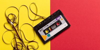 بازگشت به خاطرات دهه‌50 و 60؛ نوستالژی در آثار دیدنی علی میری/ انگار تلویزیون از گذشته درآمده! 😁