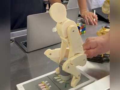 (ویدئو) چه اتفاقی می‌افتد وقتی اجسام سنگین را به اشتباه بلند می‌کنید!