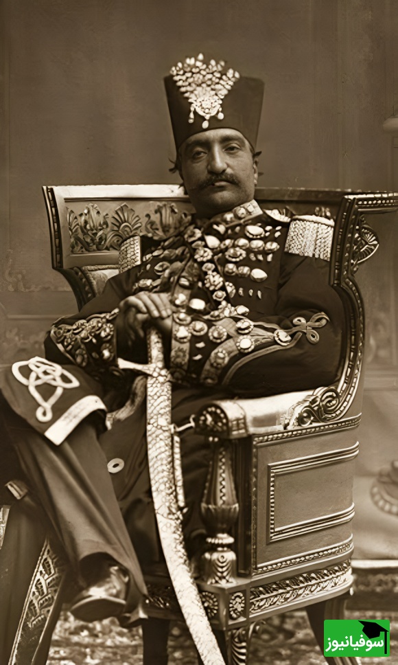 رونمایی از اولین عکس سلفی تاریخ ایران (بلکه جهان) که از آلبوم ناصرالدین شاه قاجاری لو رفته است؛ مود آقا یه چیز دیگه‌ست...