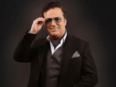 ویدیو/ خلاقیت «حامد آهنگی» در سخنرانی به زبان انگلیسی برای بچه‌های لندن با زیرنویس فارسی همزمان/ تیکه‌پرانی «ایرج نوذری» به جملات دری وری حامد در مافیا