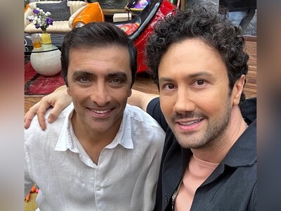 (ویدئو) رونمایی امین زندگانی، بازیگر خوش‌چهره جوکر2 از خودِ مصنوعی‌اش/ مرزهای هوش مصنوعی و خلاقیت ببین تا کجا رفته؟ حالا خودش خوش‌تیپ‌تره یا انیمیشنش؟