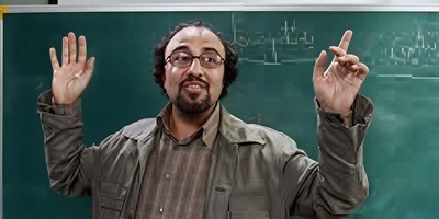 (ویدیو) یکی از بهترین سکانس ورود آقایان ممنوع/ آشنایی رضا عطاران با دخترای کلاس😂