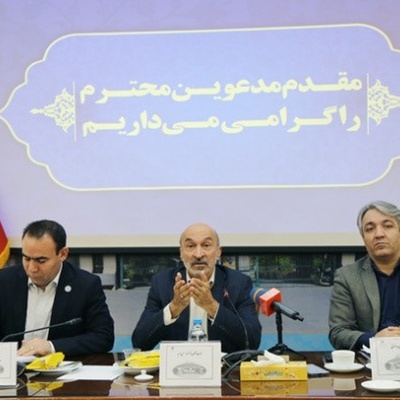 رئیس دانشگاه تهران در نشست دانشجویی؛ کاهش ظرفیت پذیرش و حذف نوبت دوم برای ارتقاء امکانات/ افزایش 10 برابری کمک هزینه دکتری