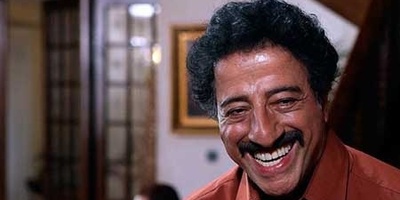 (ویدئو) علیرضا خمسه: اولین کسی که خندان به دنیا آمد، حضرت زرتشت بود، دومین نفر، سهراب پسر رستم در شاهنامه بود، روزگار منتظر سومی بوده که من به دنیا اومدم😁/ چه ری‌اکشنی داشته مادرشون!