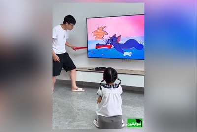 خلاقیت خنده‌دار و تحسین برانگیز پدر کره‌ای در تماشای کارتون حماسه آفرید