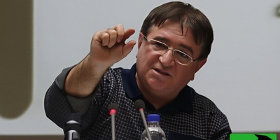 (ویدیو) دکترمحمود انوشه  روانشناس ایران: هیچ آدمی نمیتونه همه رو از خودش راضی نگه داره مگر اینکه...