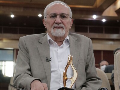 ویدیو/ چهرۀ ماندگار کارآفرینان قزوین که برای مردی با دستان قطع شده امید آفرید/ سید محمد موسوی مدیرعامل فیروز، از شیرین‌ترین اشک دنیا می‌گوید