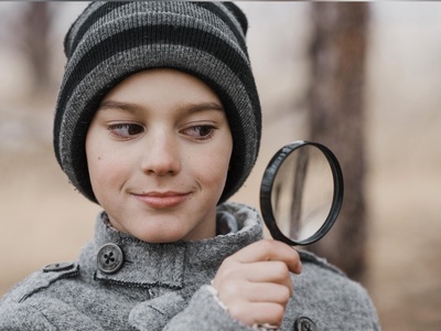 (عکس) تست هوش بصری 20 ثانیه‌ای: دکمه مخفی کجاست؟ فقط نابغه‌ها با چشم شاهین پیداش می‌کنن!