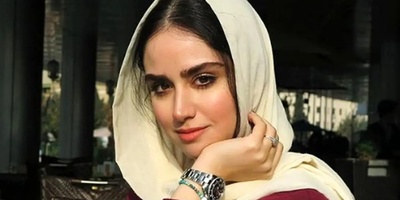 (ویدئو) نگاهی به چیدمان شیک و لاکچری کتابخانه هانیه غلامی، نگین سریال یزدان / از کلاه جادوگری هری‌پاتر تا کتاب‌های خاص و گران ‌قیمت جی.کی. رولینگ / خانم بازیگر یه پاترهد دو آتیشه‌ست!🧙‍♂️