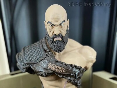 ویدیو/ خلاقیت عجیب یک هنرمند در ساخت مجسمۀ سر خودش به شکل نسخۀ سه‌بعدی با قابلیت 6 دور خودش