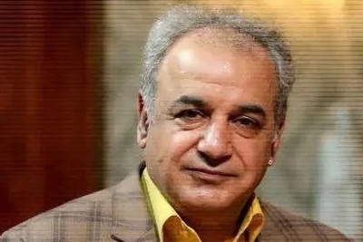 (ویدیو) دکلمه‌ی احساسی احمد شاملو با صدای زیبای رشید کاکاوند: من بامدادم سرانجام
خسته/ بی آن که جز با خویشتن به جنگ برخاسته‌باشم...