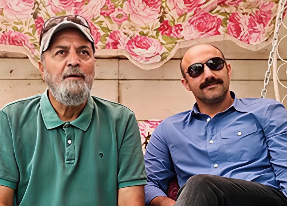 سیروس مقدم با کاریکاتورهای جنجالی پایتخت غوغا به پا کرد! نبوغی که چشمها را خیره میکند