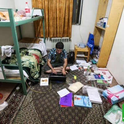 (عکس) اتفاقی نادر در تاریخ خوابگاه دانشجویی دانشگاه صنعتی امیرکبیر؛ صحنه‌ای که اشک مادران را در می‌آورد!