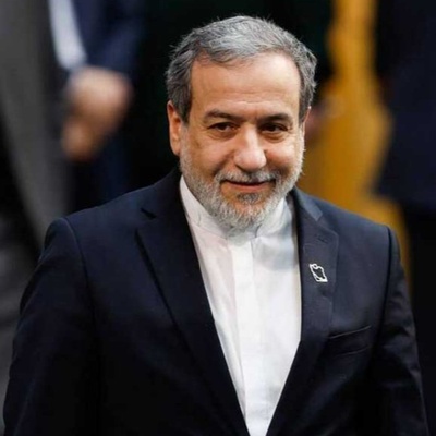 پای سیدعباس عراقچی چطور به دنیای سیاست باز شد/ پشت پرده زندگی وزیر امورخارجه‌ شجاعی که قرار بود مهندس برق شود!