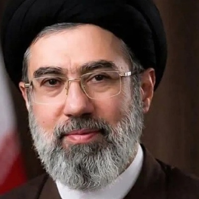 نامه بیعت دانشجویان بسیجی سراسر کشور با آیت‌الله سید مجتبی خامنه‌ای منتشر شد + متن کامل