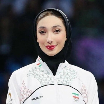 (عکس) تبریک مبینا نعمت‌زاده قهرمان برنزی تکواندو المپیک پاریس به مناسبت روز مربی/ قدردانی ویژه از مهروز ساعی