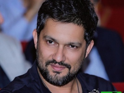 (ویدیو) سربه‌سر گذاشتن معلم به سبک حامد بهداد/ از همون اولشم یه نابغه‌ی استثنایی بود😂