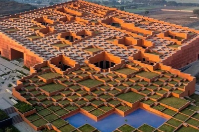 نگاهی به شاهکار معماری مدرن؛ پردیس پرستیژ با طراحی پلکانی خیره‌کننده + عکس