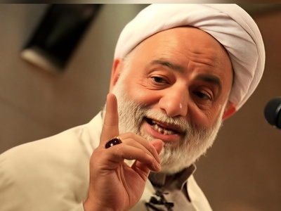 (ویدیو) خنده دار ترین خاطره‌ی حاج‌آقا قرائتی از یک روحانی کنار دریا/ نباید زود قضاوت کرد!😂