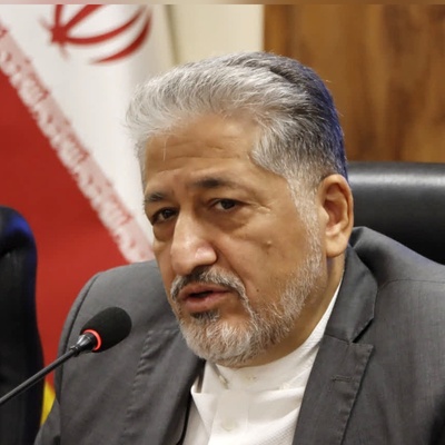 رنجبر در نشست دانشجویی؛ از رئیس‌جمهور درخواست کردیم پروژه‌های بزرگ کشور را به دانشگاه آزاد بسپارد