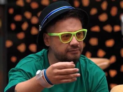 ویدیو/ قضاوت جنجالی «علی صادقی» در جوکر 2/ «آقا رشید» کثیر الشاکیِ مشتکی عنهِ 2 شد