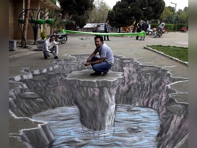 ویدیو/ هنری جذاب با قابلیت سرکار گذاشتن رهگذران/ نقاشی سه‌بعدی عجیب با خطای دید 100 درصدی