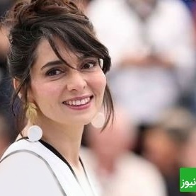 پگاه آهنگرانی سلطنت‌طلب‌ خجالتی که برای شیخ‌های خلیج فارس پادوئی می کند!