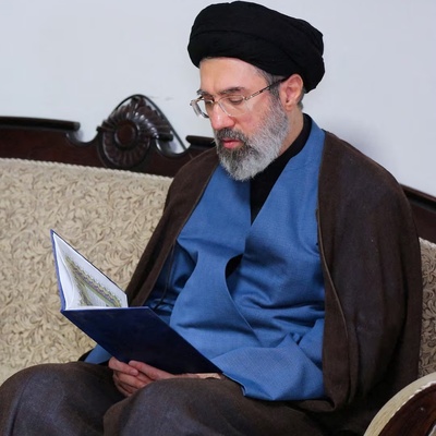 تبریک و دلنوشته‌ای از شاعر معاصر به آیت‌الله مجتبی خامنه‌ای