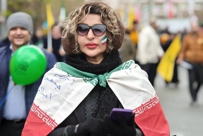 چرا در راهپیمایی‌ها با افراد کم‌حجاب مصاحبه می‌شود؟؛ پاسخ به یک پرسش متداول در رسانه ملی+ویدیو