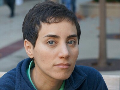 (ویدئو) رویا بهشتی، دوست صمیمی و المپیادی «پروفسور مریم میرزاخانی»: من و مریم 7 سال راهنمایی و دبیرستان همکلاسی بودیم/ریاضی 16 گرفت، گفت این پایان کار من است!