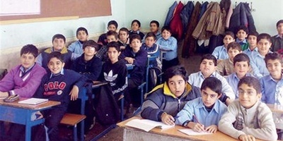 (ویدیو) یادگیری زبان عربی به روش دهه 90/ کلاس در یا استادیو موسیقی؟😂