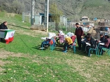 فداکاری در امتداد ارس؛ وقتی عشق به شاگردان، جاده‌های سنگلاخی را هموار می‌کند + تصاویر