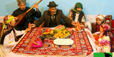 نوستالژی امروز؛ دورهمی هنرمندان قدیم و عاشیق‌خوانی آذربایجانی در شب یلدا + ویدئو