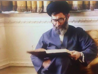 روایت الهام‌بخش از کتاب‌خوانی رهبر شهید انقلاب / وقتی یک جمله مسیر زندگی را عوض می‌کند