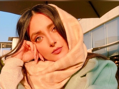 (عکس) لحظات احساسی آوا سریال شغال با استایل شیک و متفاوت در کنار مادرش در کانون توجه/ حالا معلوم شد زیباییش از کی به ارث رسیده😍