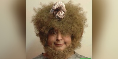 (عکس) خلاقیتی متفاوت از رضا شفیعی‌جم؛ وقتی «من در دستِ من» معنا پیدا می‌کند