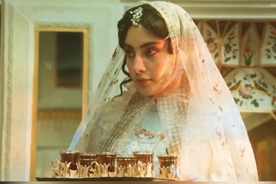 ترلان پروانه بازیگر سریال بامداد خمار: فقط ازم میپرسن آرایش کردی؟، موهاتو کجا فر کردی؟ منم بهشون گفتم خدا منو آرایش کرده!+ویدیو