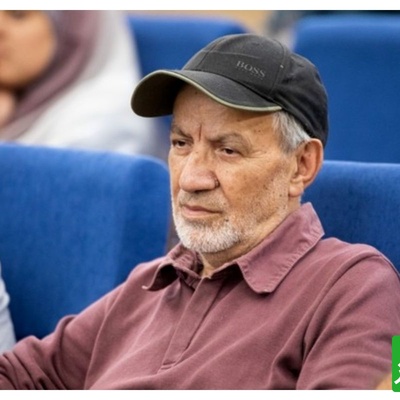 دفاع تمام‌قد مهاجرانی از خواننده‌ای که سلطنت‌طلبان او را «معتاد و مفنگی» خواندند: «ایشان خوانندهٔ محبوب دوران دانشجویی ما بود!»