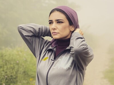 ویدیو| وقتی لیندا کیانی از معلمی گفت که حتی اسم فروغ فرخزاد رو هم نشنیده بود... شما هم همچین معلمی داشتین؟