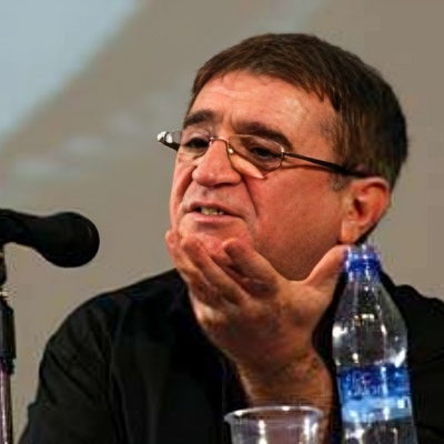 (ویدئو) طلایی‌ترین درس و مهم‌ترین نصیحت دکتر انوشه برای هر سن و سالی که هیچ روانشناسی بهت نمیگه: «اگه حرف داشتی ولی سکوت کردی به خودت افتخار کن چون...»