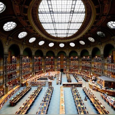 تصاویر قدیمی‌ترین کتابخانه جهان!