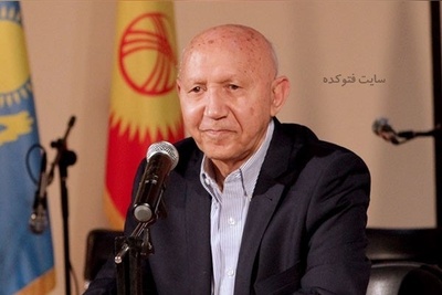 (ویدیو) صحبت های دلگرم کننده و درس زندگی از دکتر الهی قمشه‌ای: یه چیزی از ما میپرسن دل ما هزار مطلب توشه...در سکوت بیشتر از سخن حرف هست