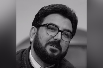 یکی باید باشه دست بکشه رو پلکات | غمگین‌ترین دکلمه حامد عسکری که دل هر آدم تنهایی رو می‌لرزونه