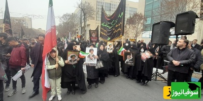 (ویدئو) گزارش مردمی از چهارراه شهید بهشتی تبریز: دژِ استوار انقلاب در سوگ رهبر؛ طنینِ «لبیک یا خامنه‌ای»