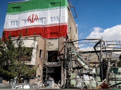 رئیس دانشگاه امیرکبیر: پیشرفت علمی، هم پاسخ به تهدیدها هم ادای دین به شهدا